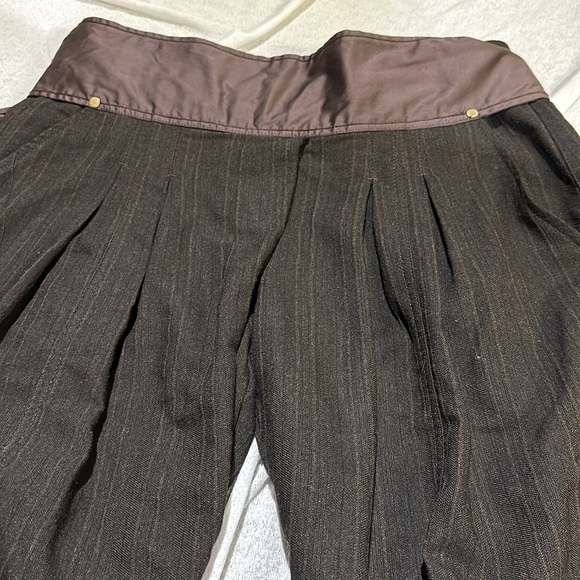 Women’s DIESEL genie dress pants. Size 28. - Picture 4 of 9